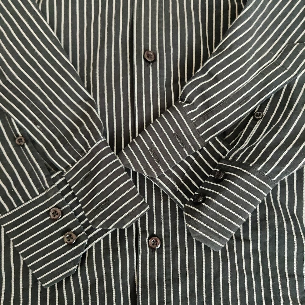 Roar button up shirt  - Picture 4 of 8